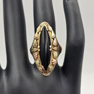 Black Hills Gold Solid 10K Black Onyx Ladies Ring Size 7 Tri Color 6.62g Vintage